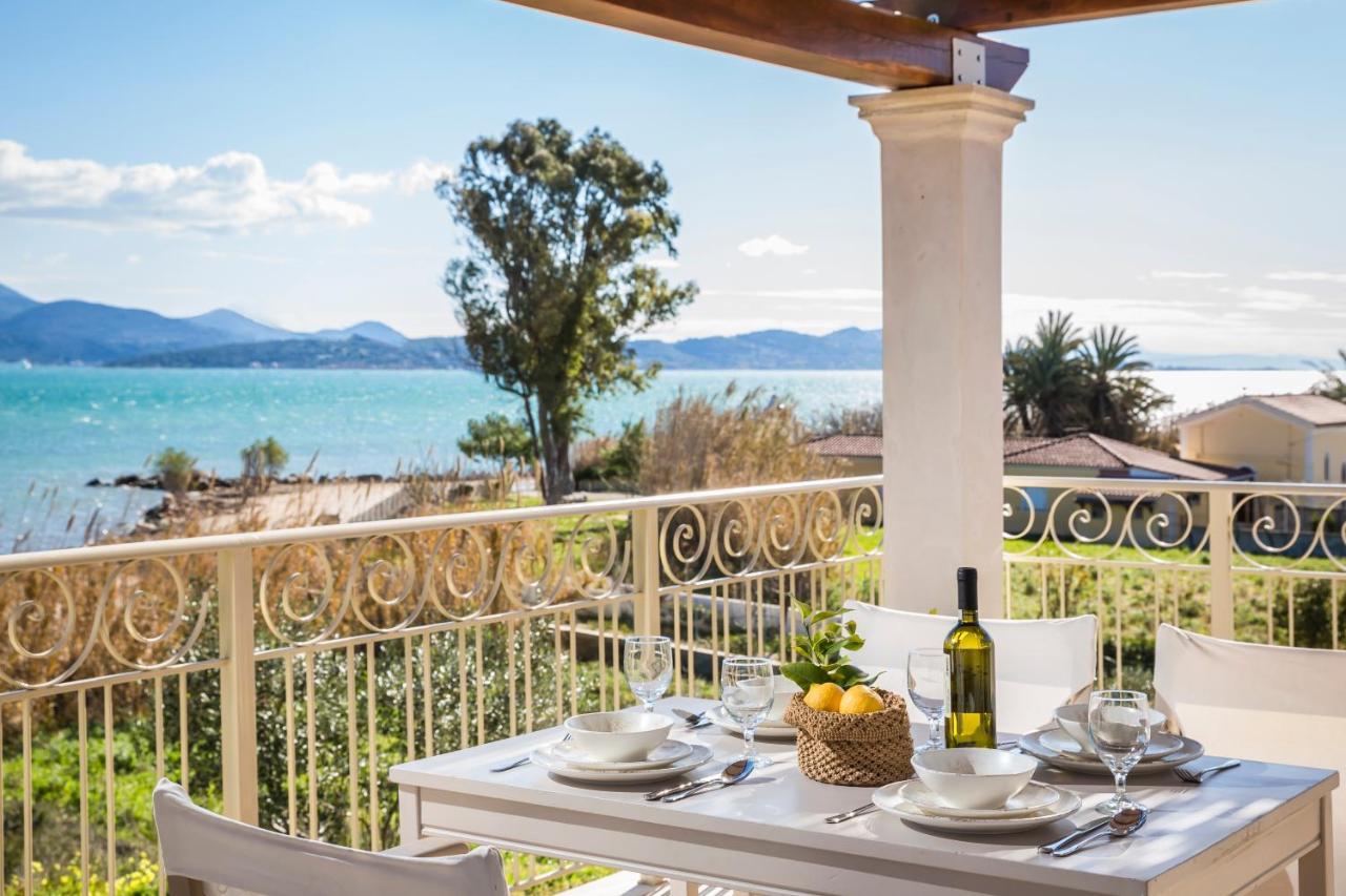 Apollonides Seafront Villa1 Aoede Lixouri Exterior photo